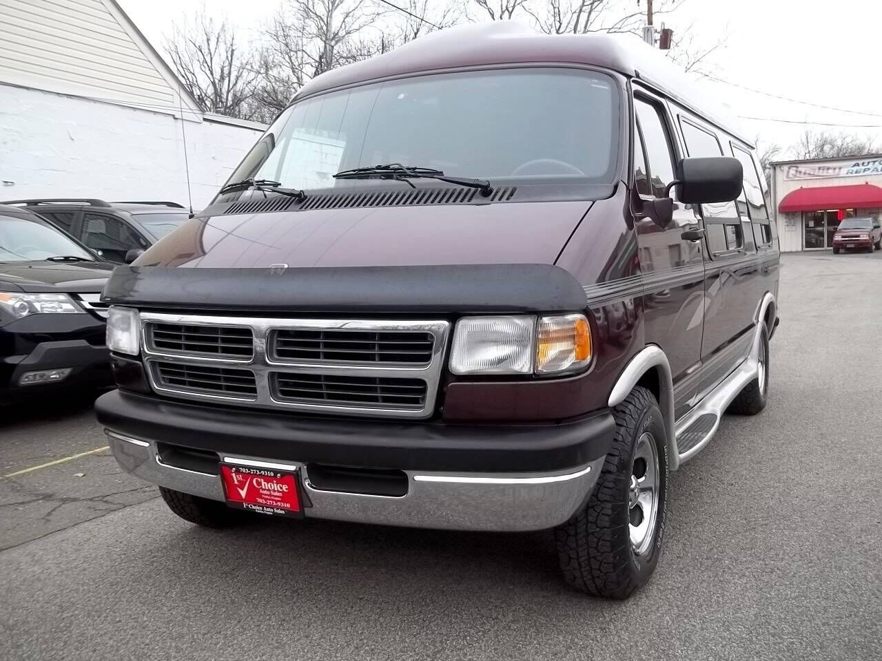 Dodge Ram Van
