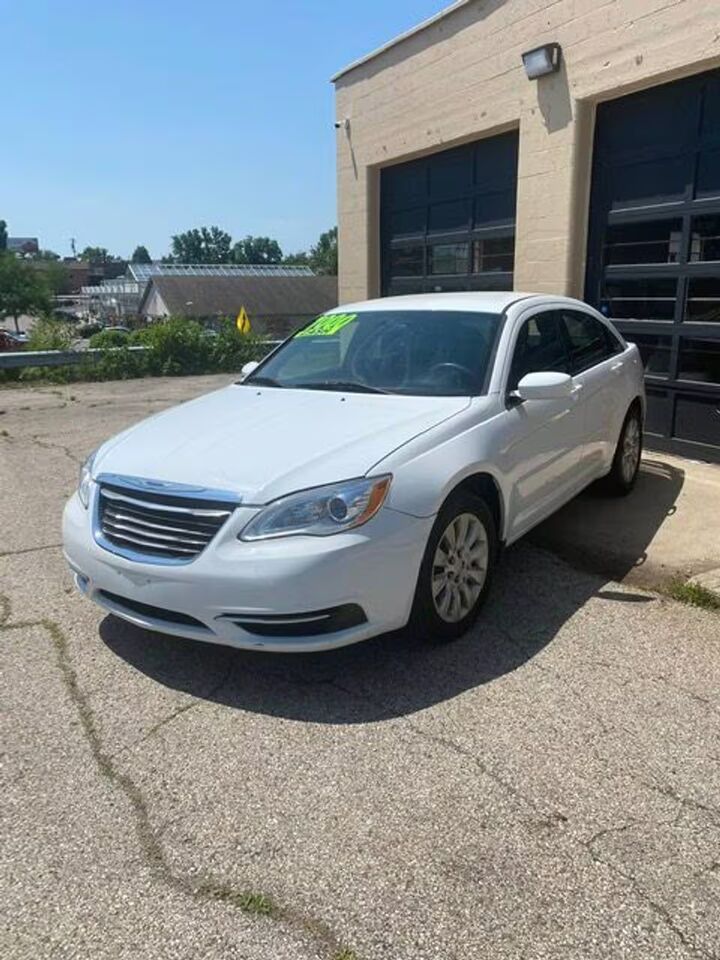 2011 CHRYSLER 200