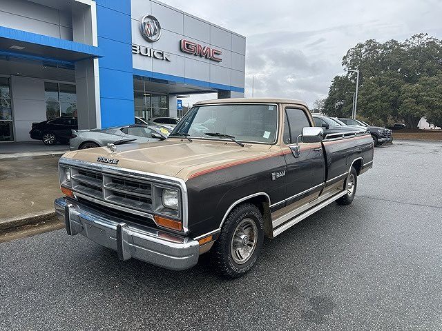 Dodge D-Series