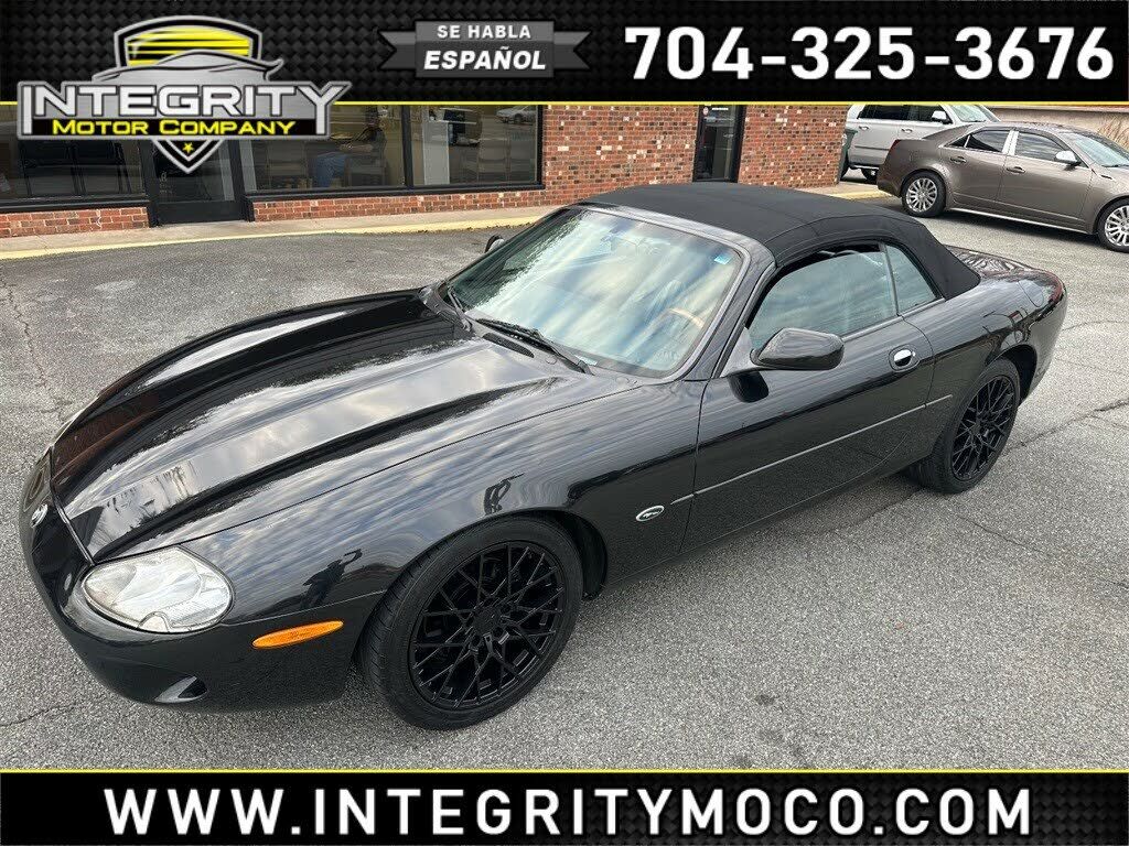 Jaguar XK8