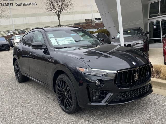 2024 MASERATI Levante