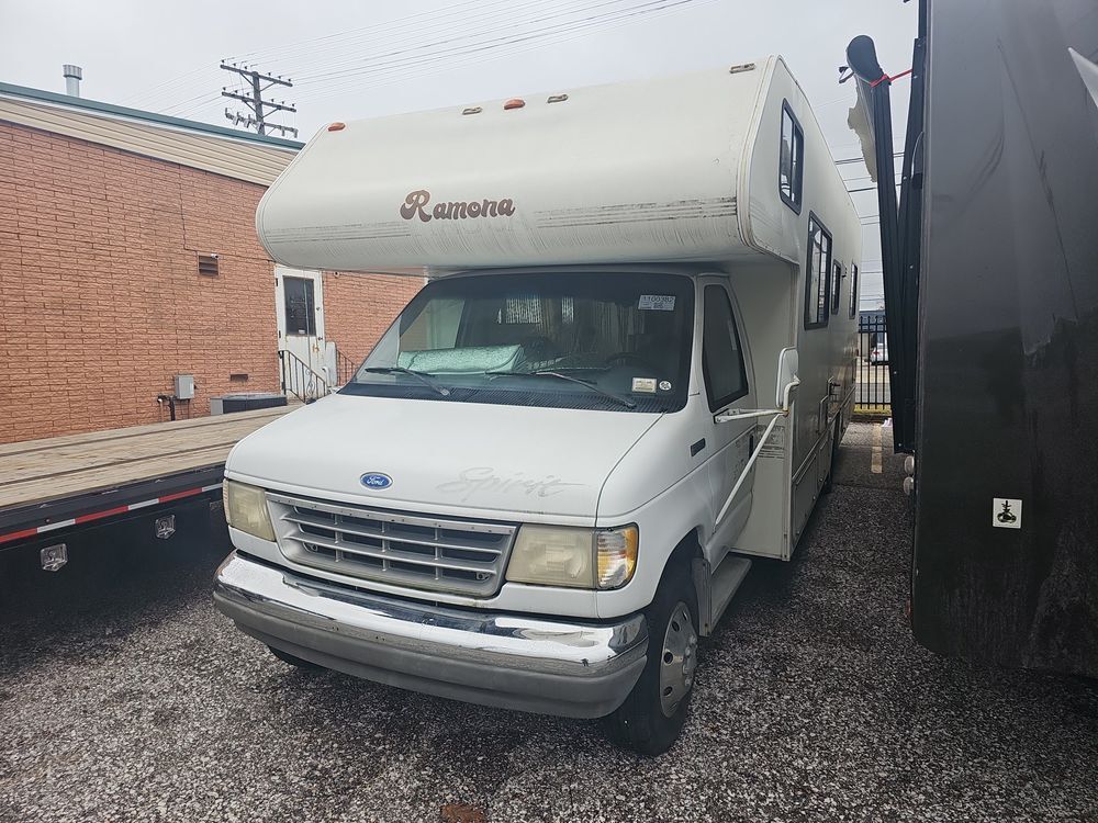 Ford E-350