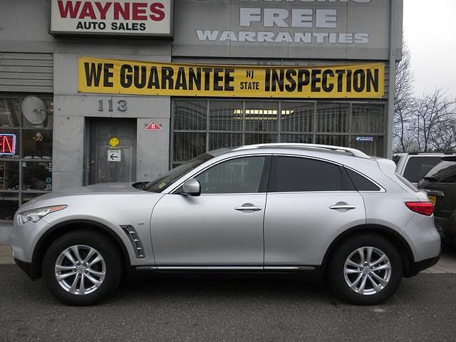 Infiniti QX70