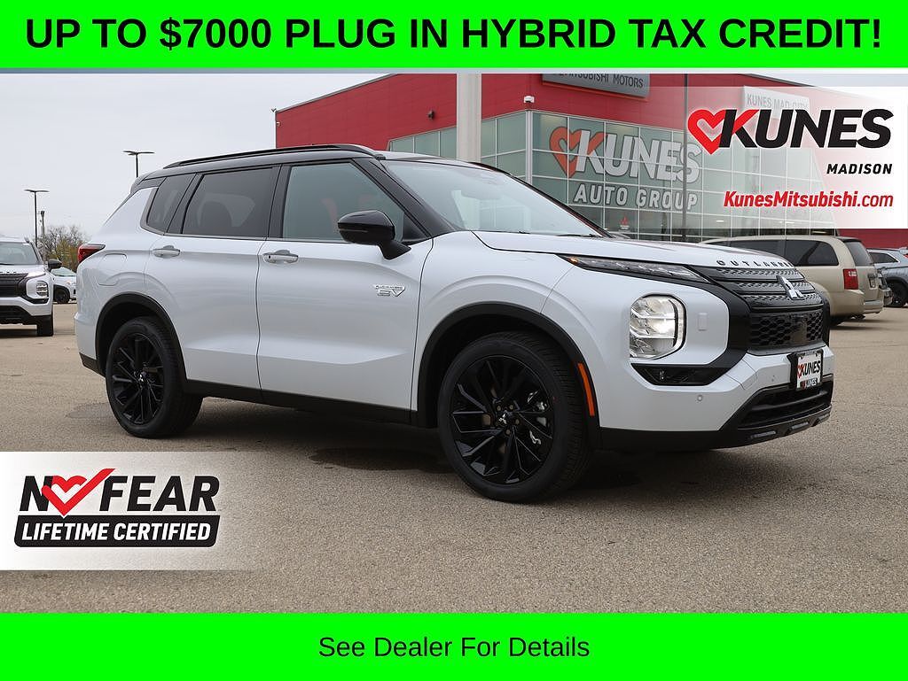 2025 MITSUBISHI Outlander