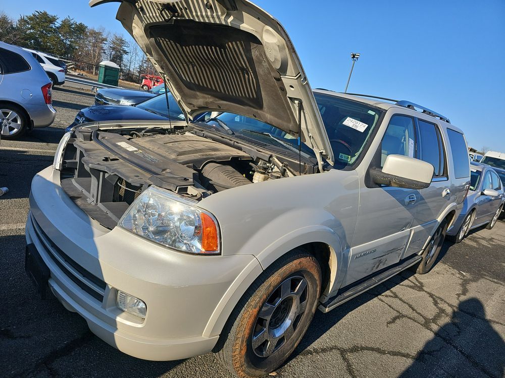 Lincoln Navigator