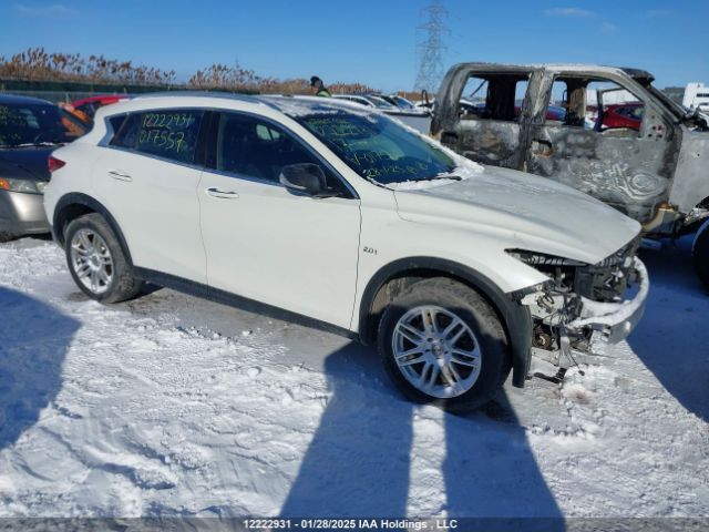 Infiniti QX30