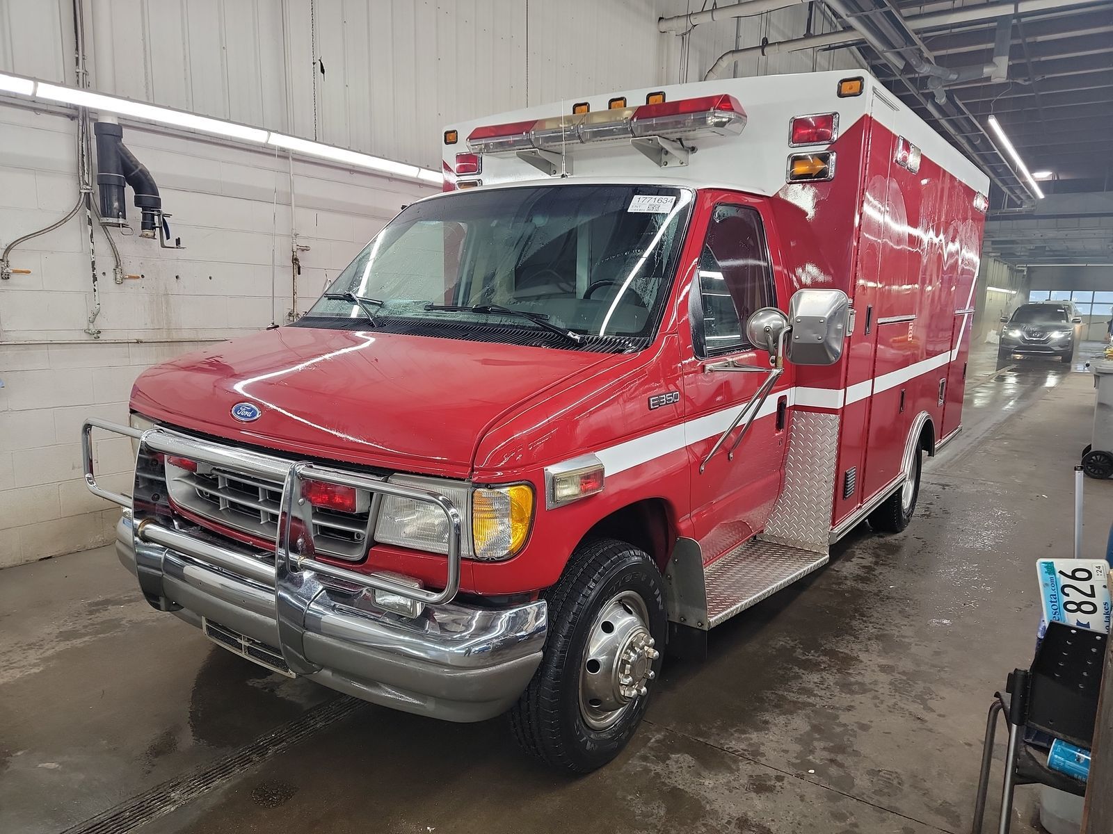 Ford E-350