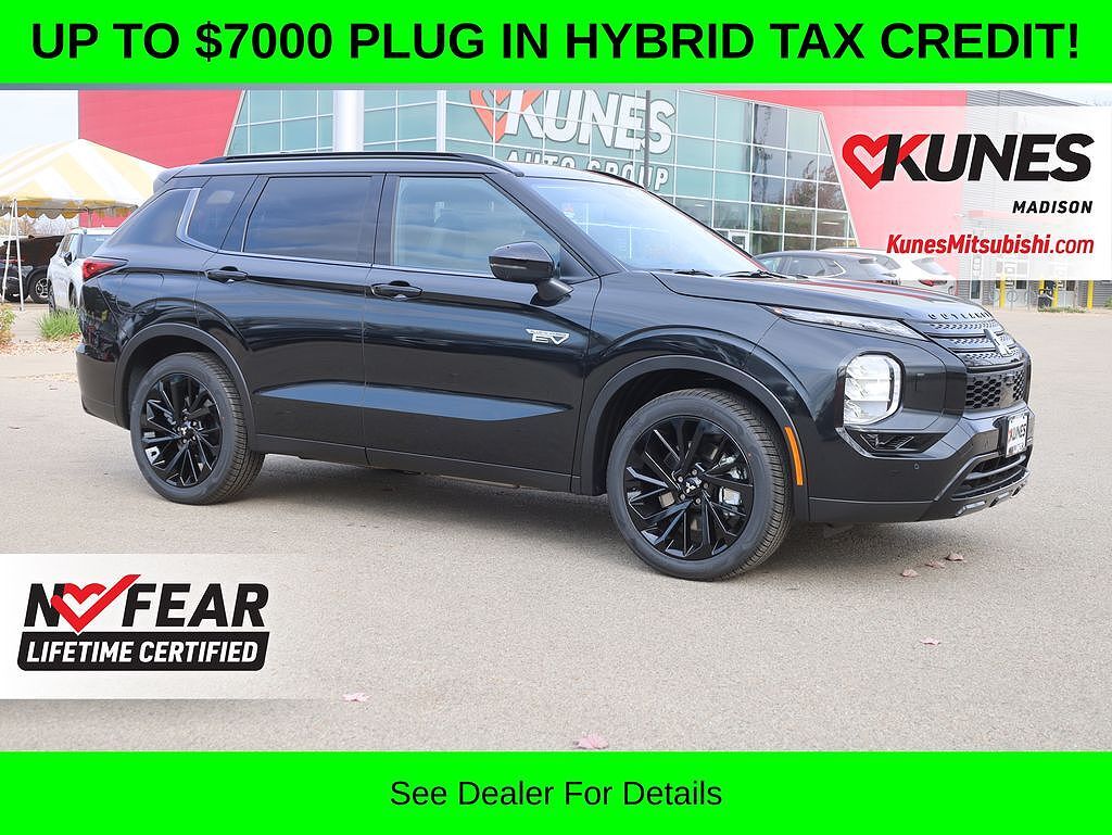 2025 MITSUBISHI Outlander