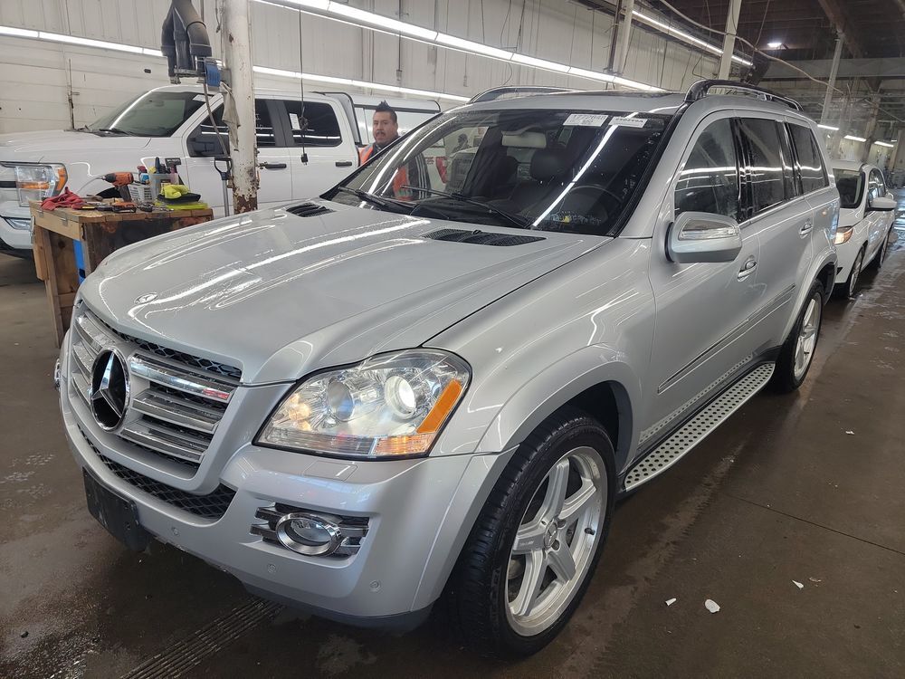Mercedes-Benz GL-Class