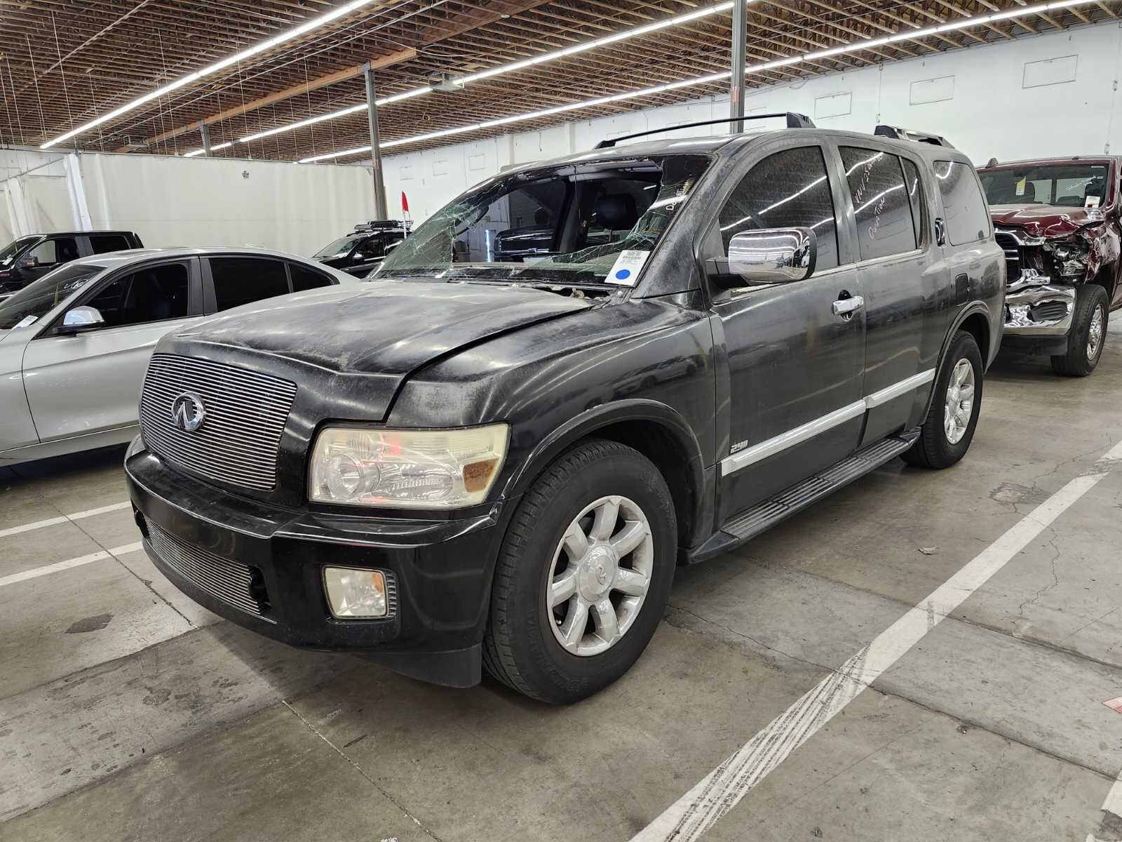 Infiniti QX56