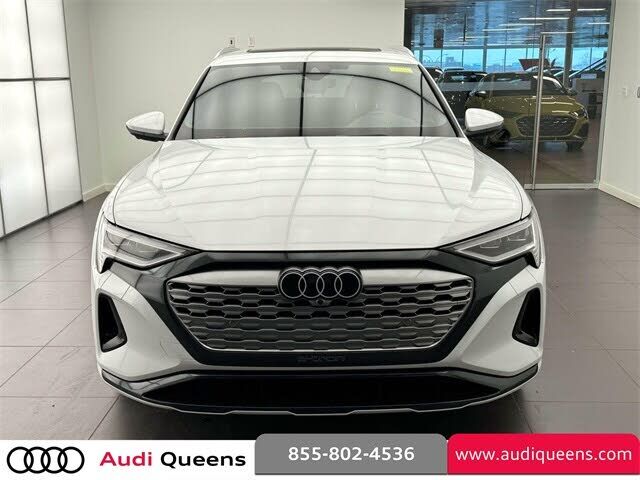 2024 Audi Q8