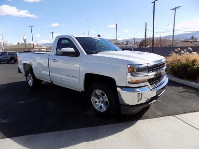 2017 CHEVROLET Silverado
