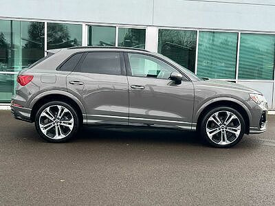 2022 Audi Q3