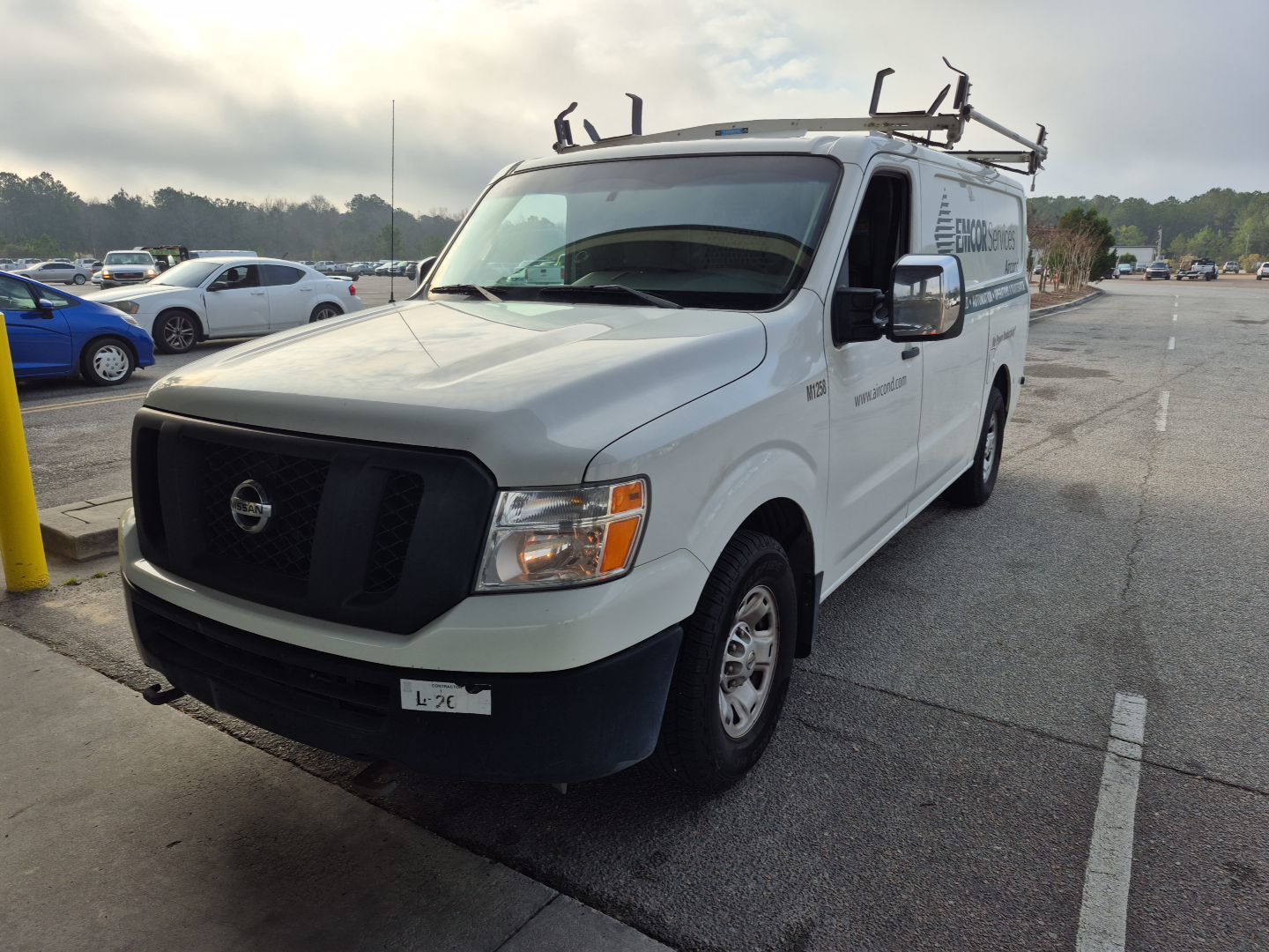 Nissan NV