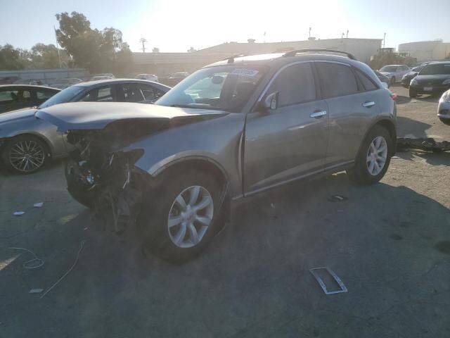 Infiniti FX35