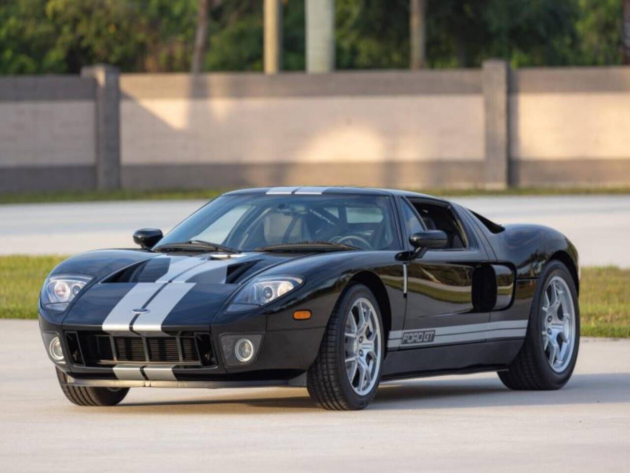 Ford GT