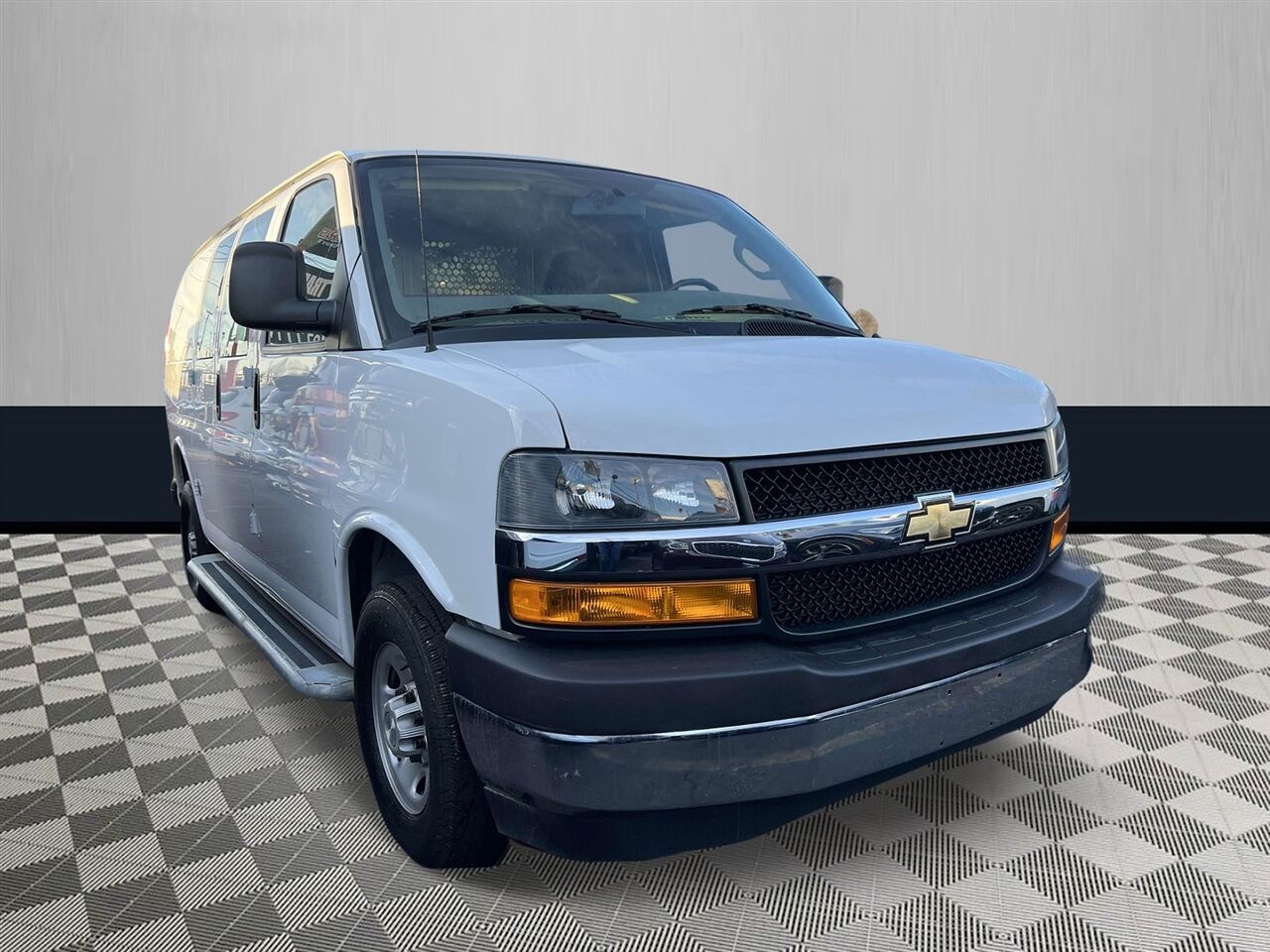 2023 CHEVROLET Express