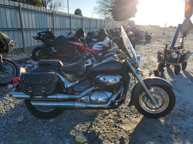 Suzuki VL800K