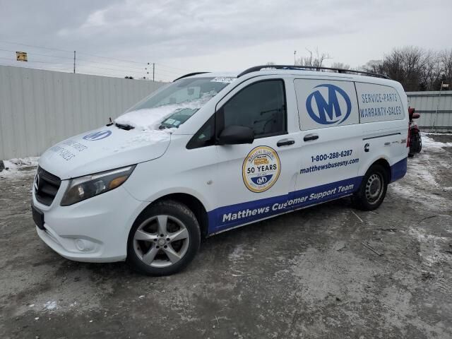 Mercedes-Benz METRIS