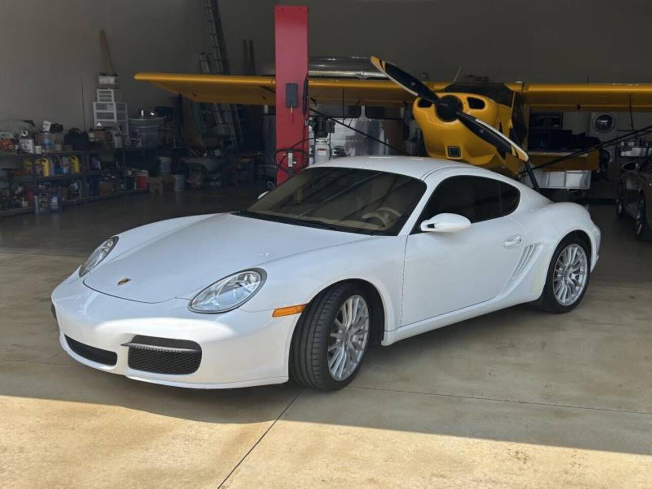 Porsche Cayman