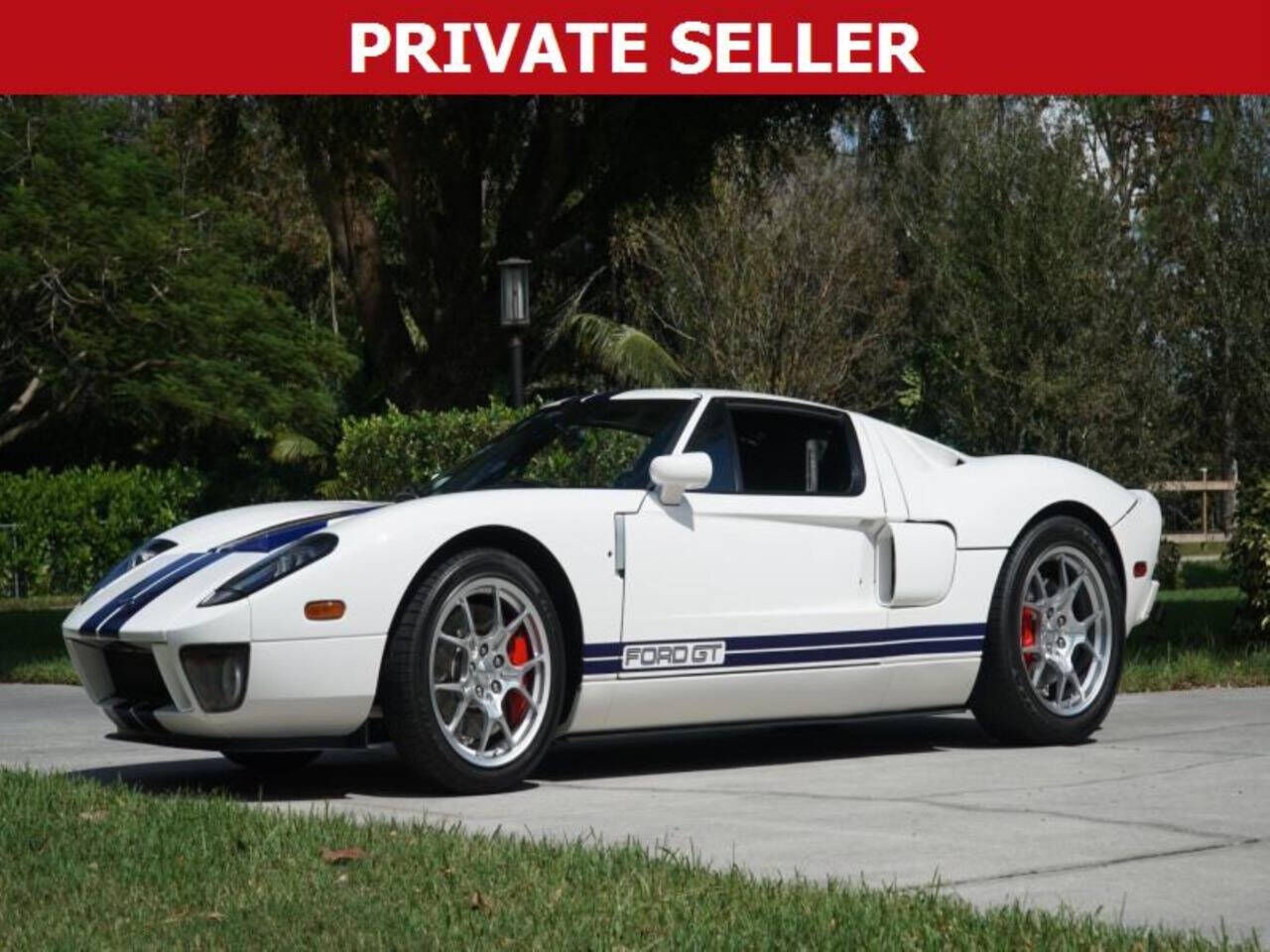 Ford GT