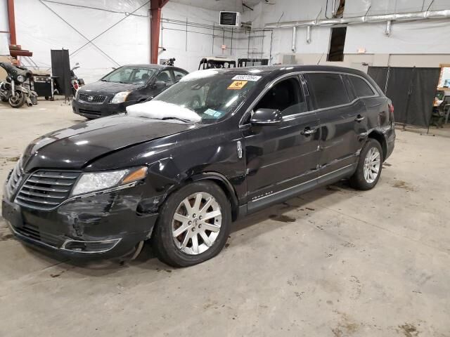 Lincoln MKT