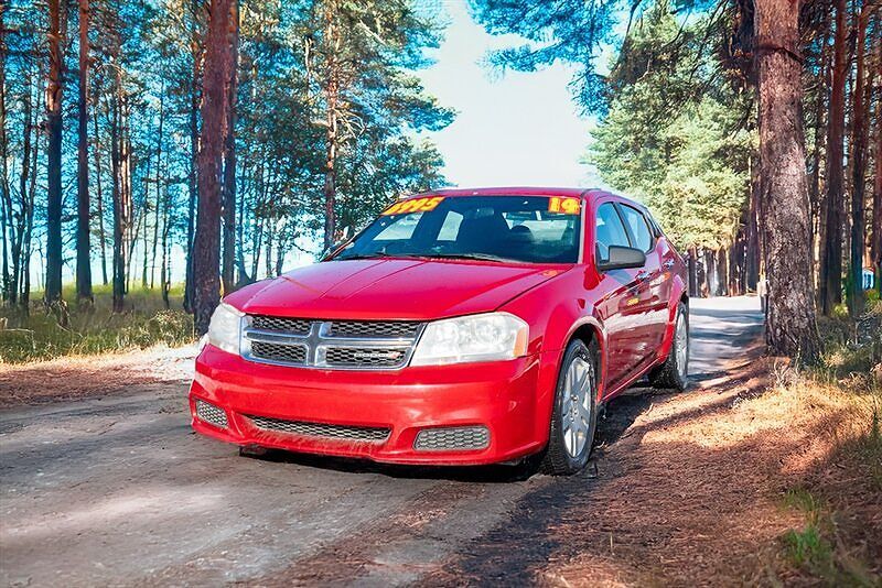2014 DODGE Avenger