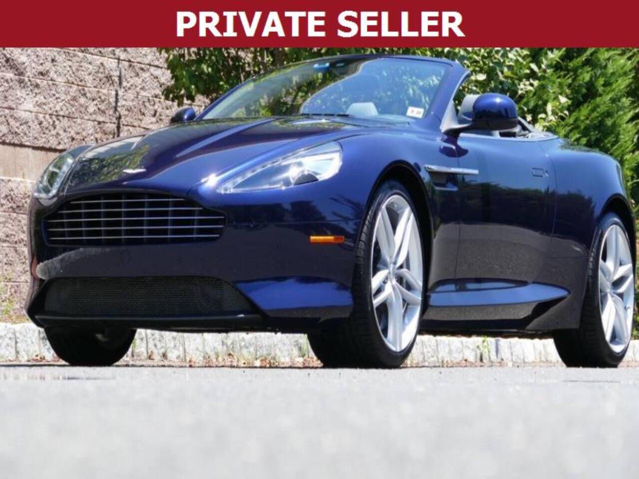 Aston Martin DB9