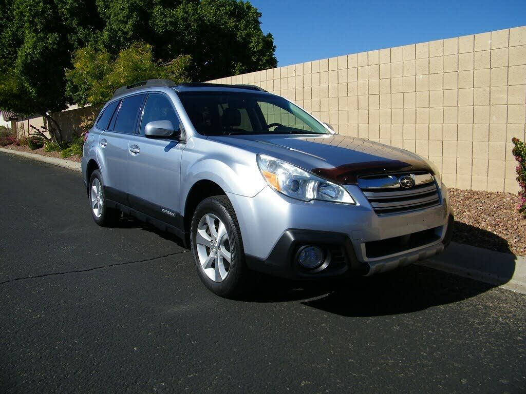 2013 SUBARU Outback