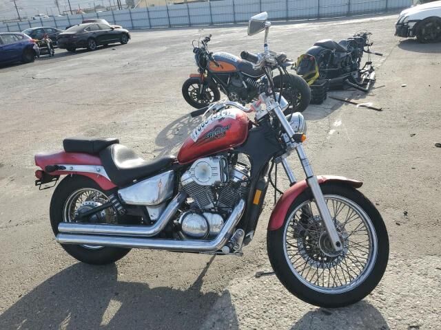 Honda VT600CD (SHADOW VLX DELUXE)
