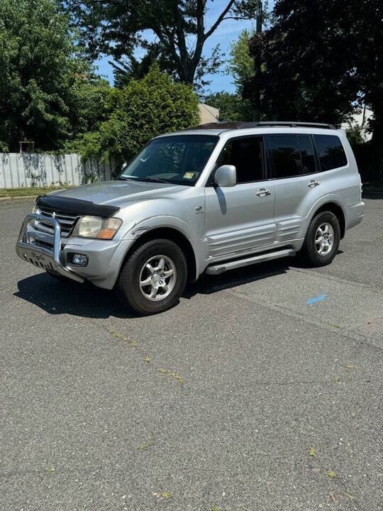Mitsubishi Montero