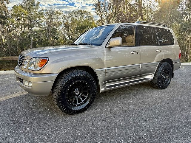 Lexus LX