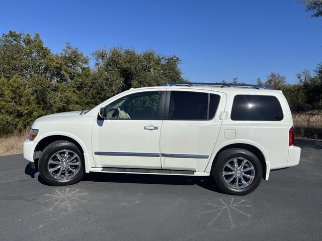 Infiniti QX56