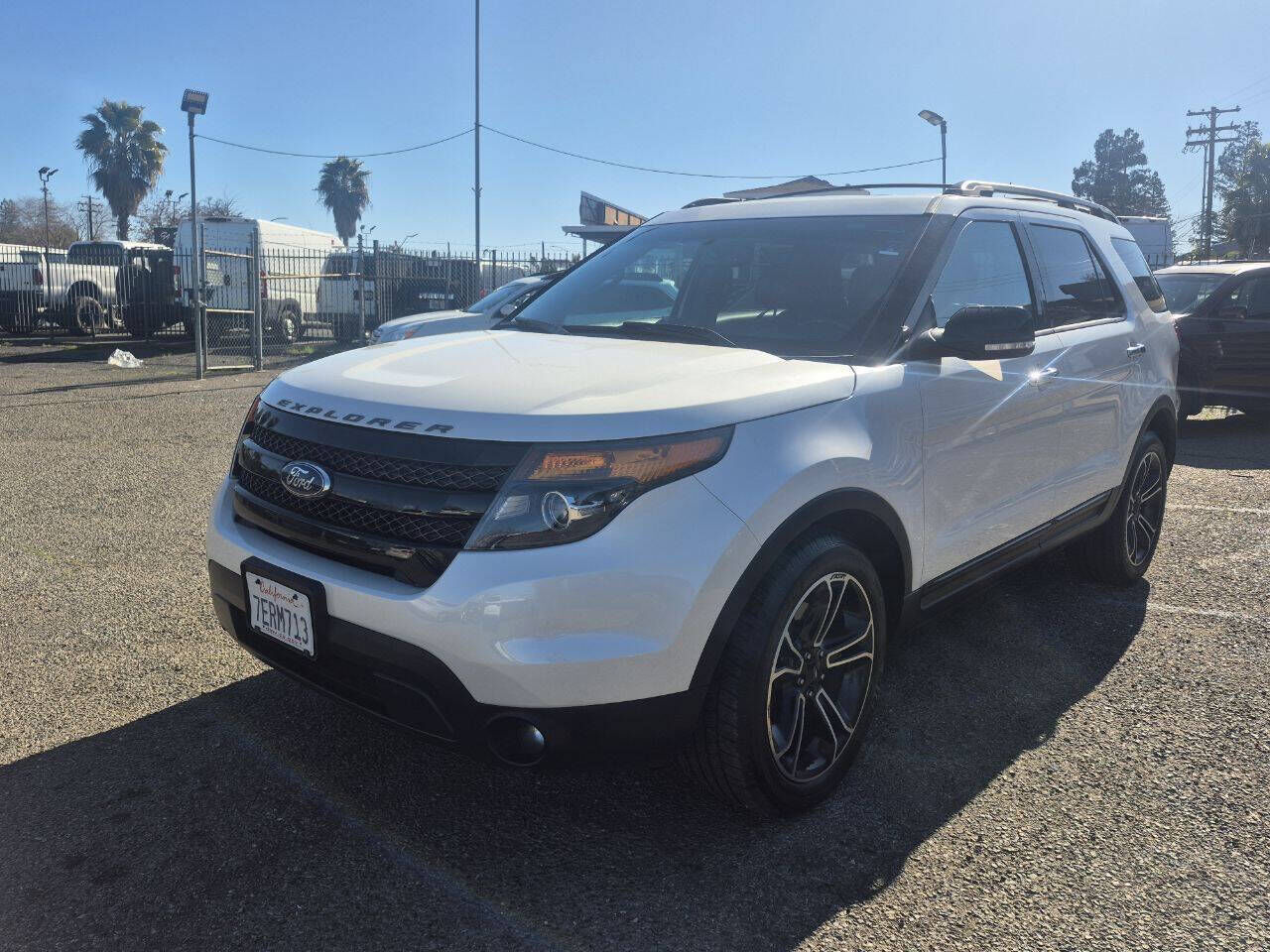 2014 FORD Explorer