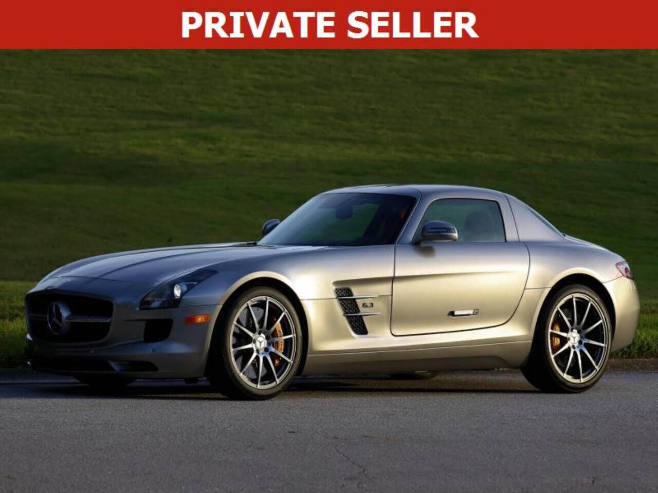 Mercedes-Benz SLS-Class