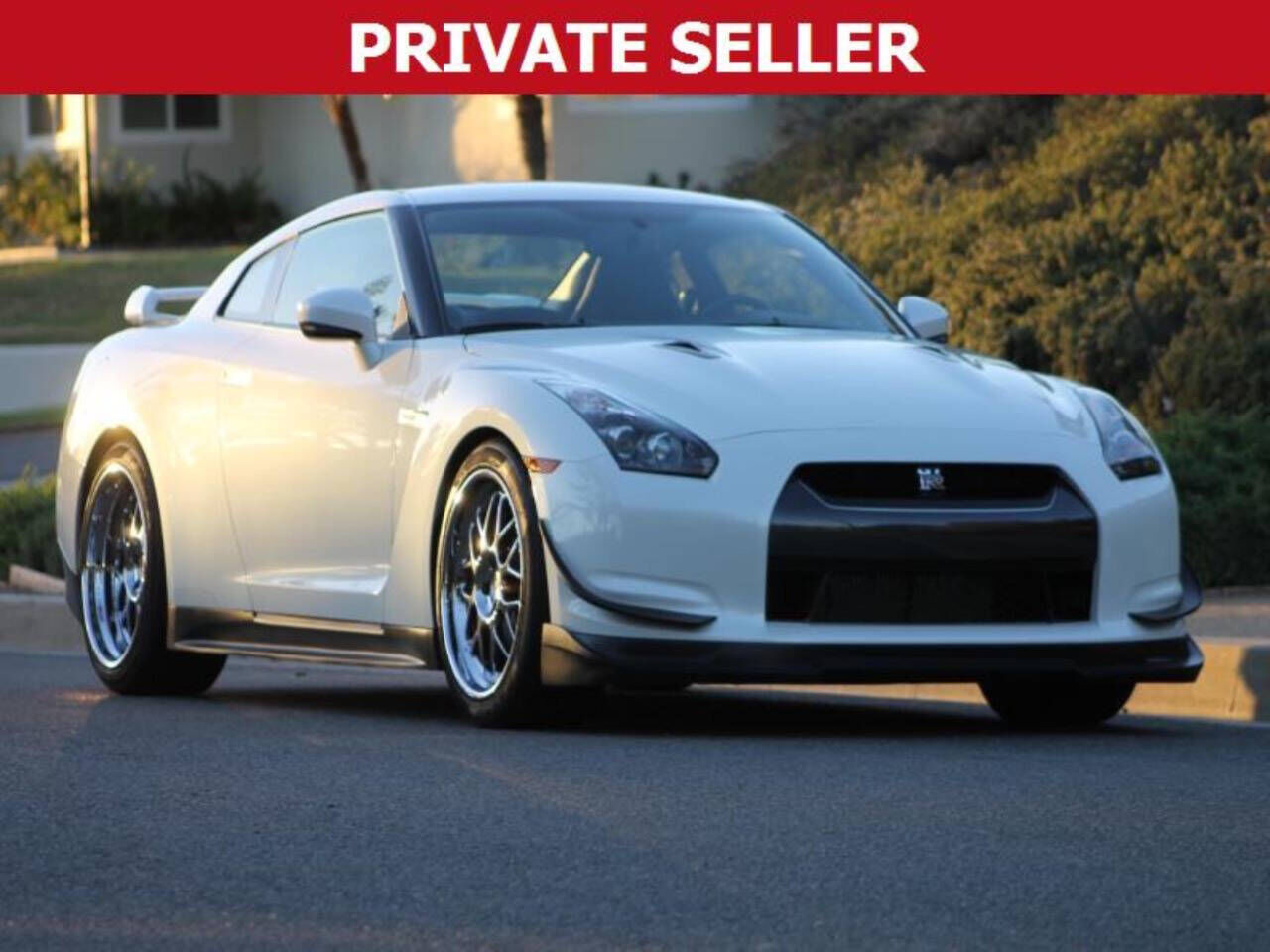 Nissan GT-R