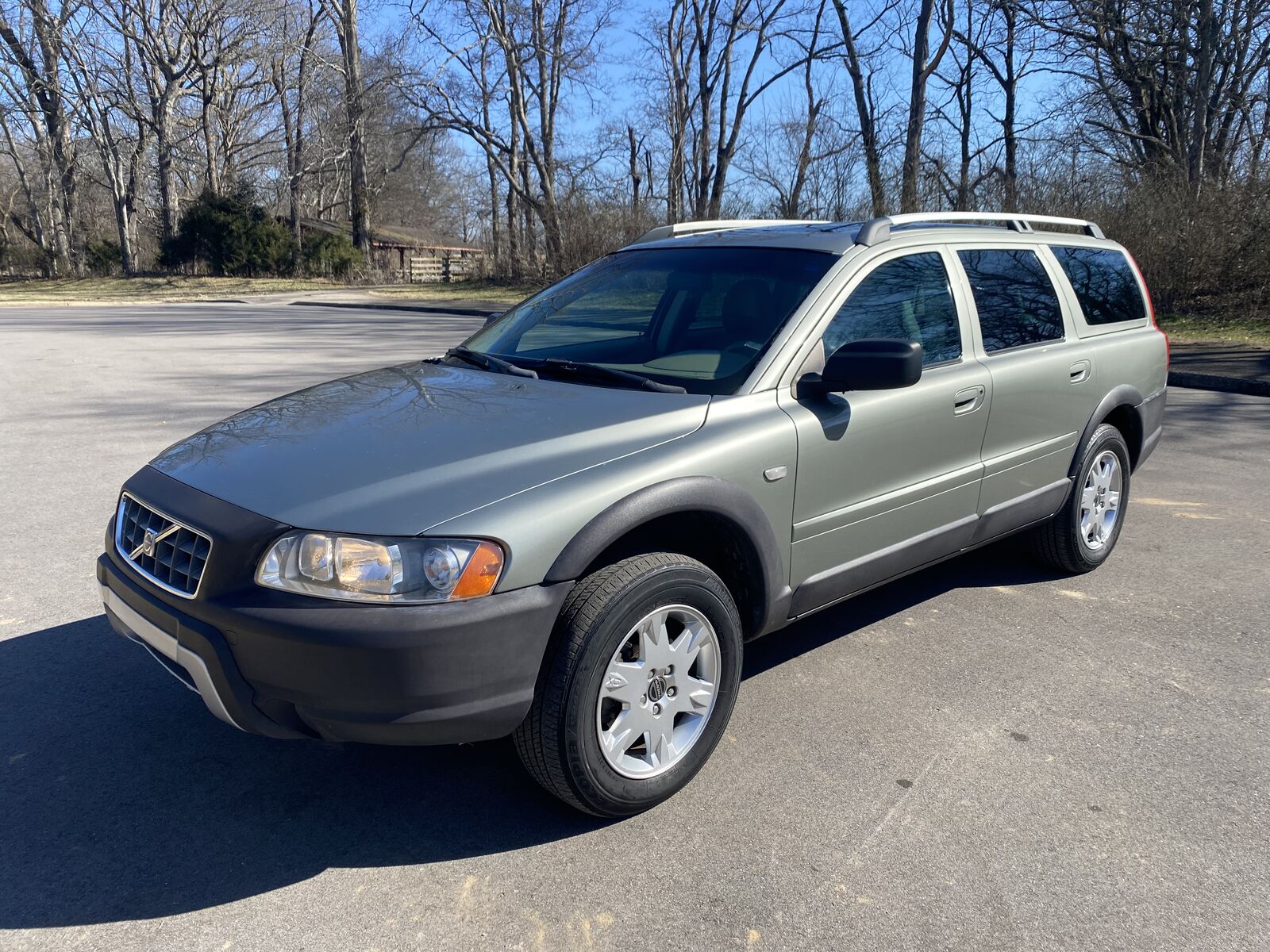 VOLVO