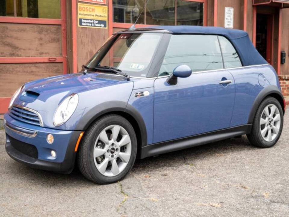 MINI Cooper Convertible