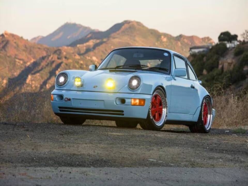 Porsche 911