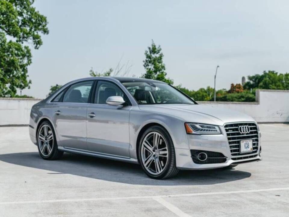 Audi A8