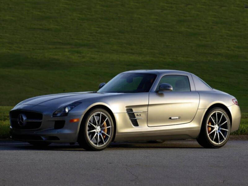 Mercedes-Benz SLS-Class