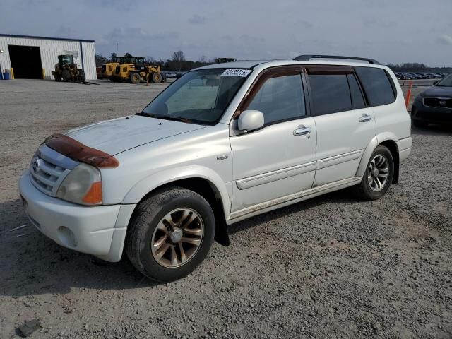 Suzuki XL7