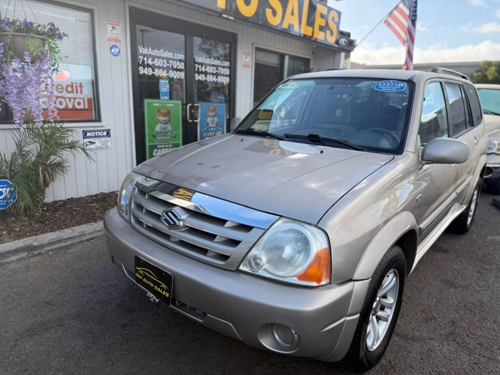 Suzuki XL7