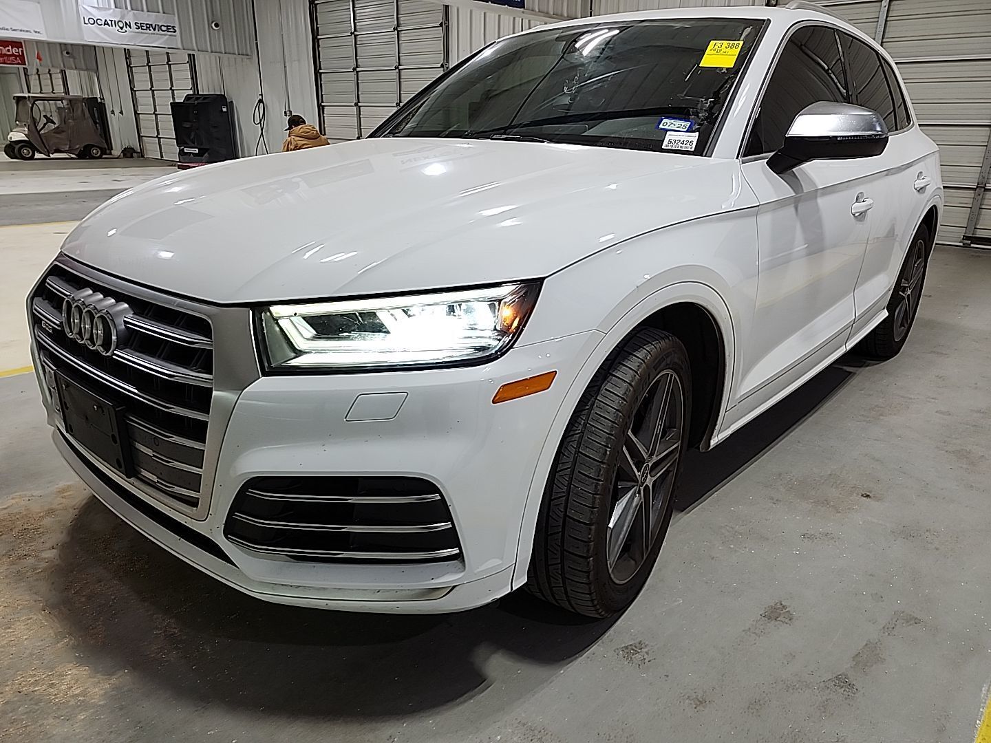 AUDI