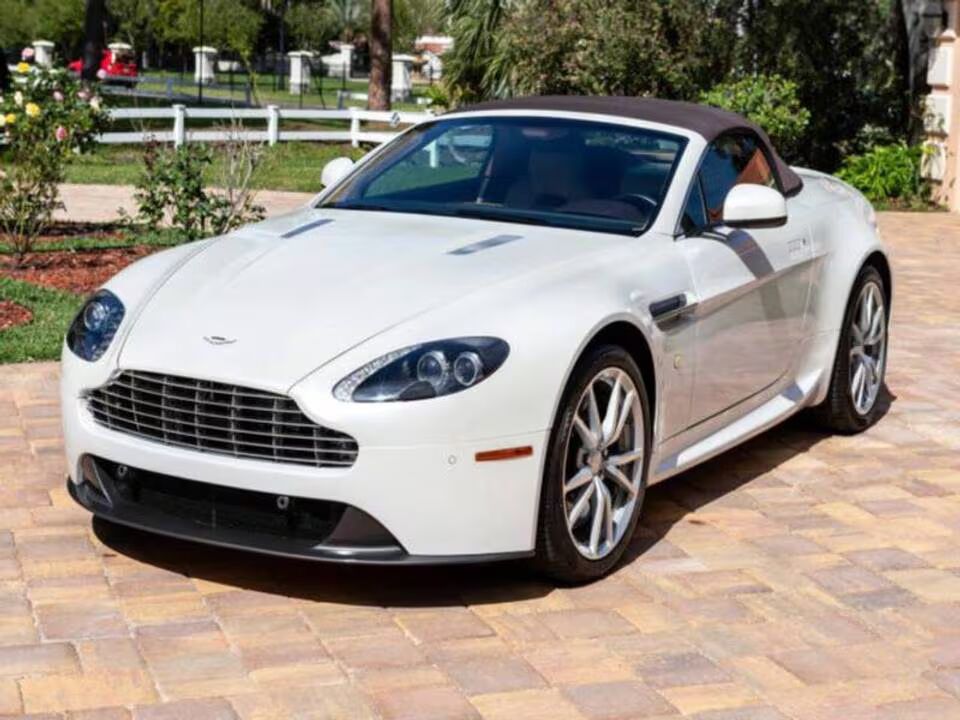 Aston Martin V8 Vantage