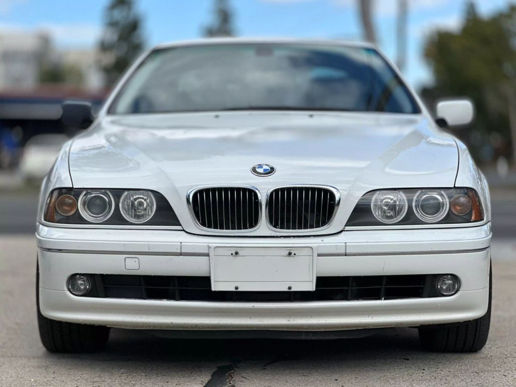 BMW 540i