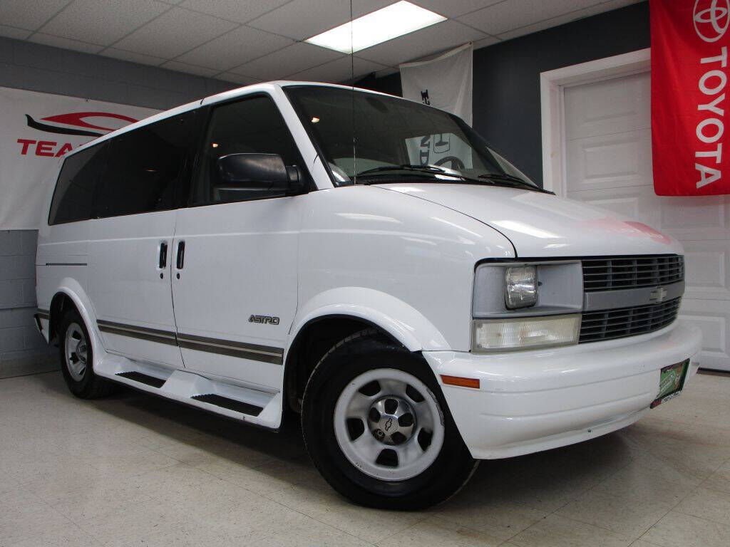 Chevrolet Astro Van