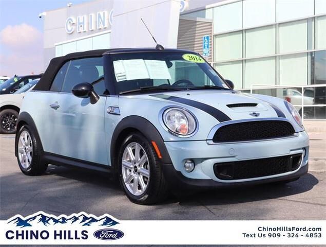 MINI Cooper Convertible