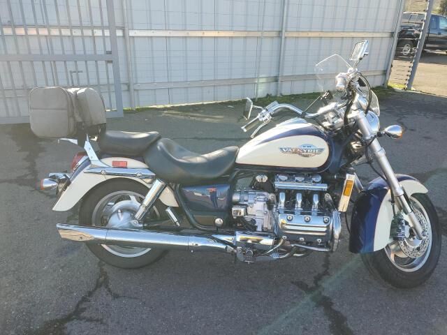 Honda GL1500C (VALKYRIE)