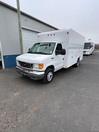 Ford E-450